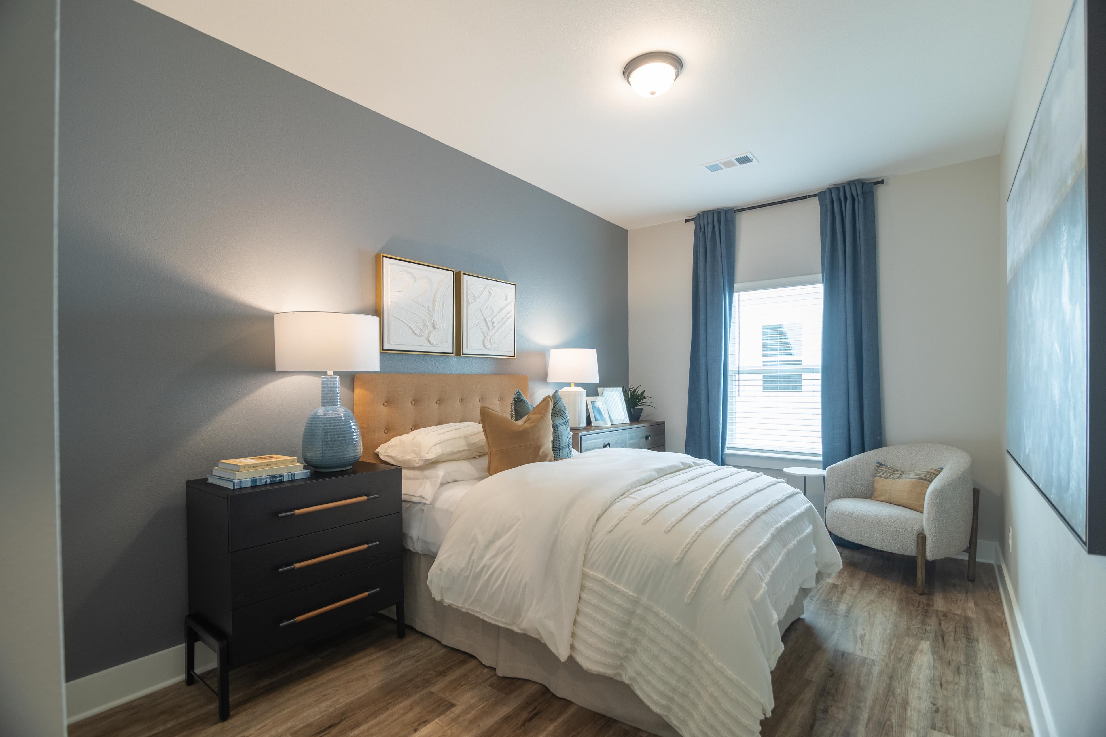 CARMEL VILLAS - Image 6