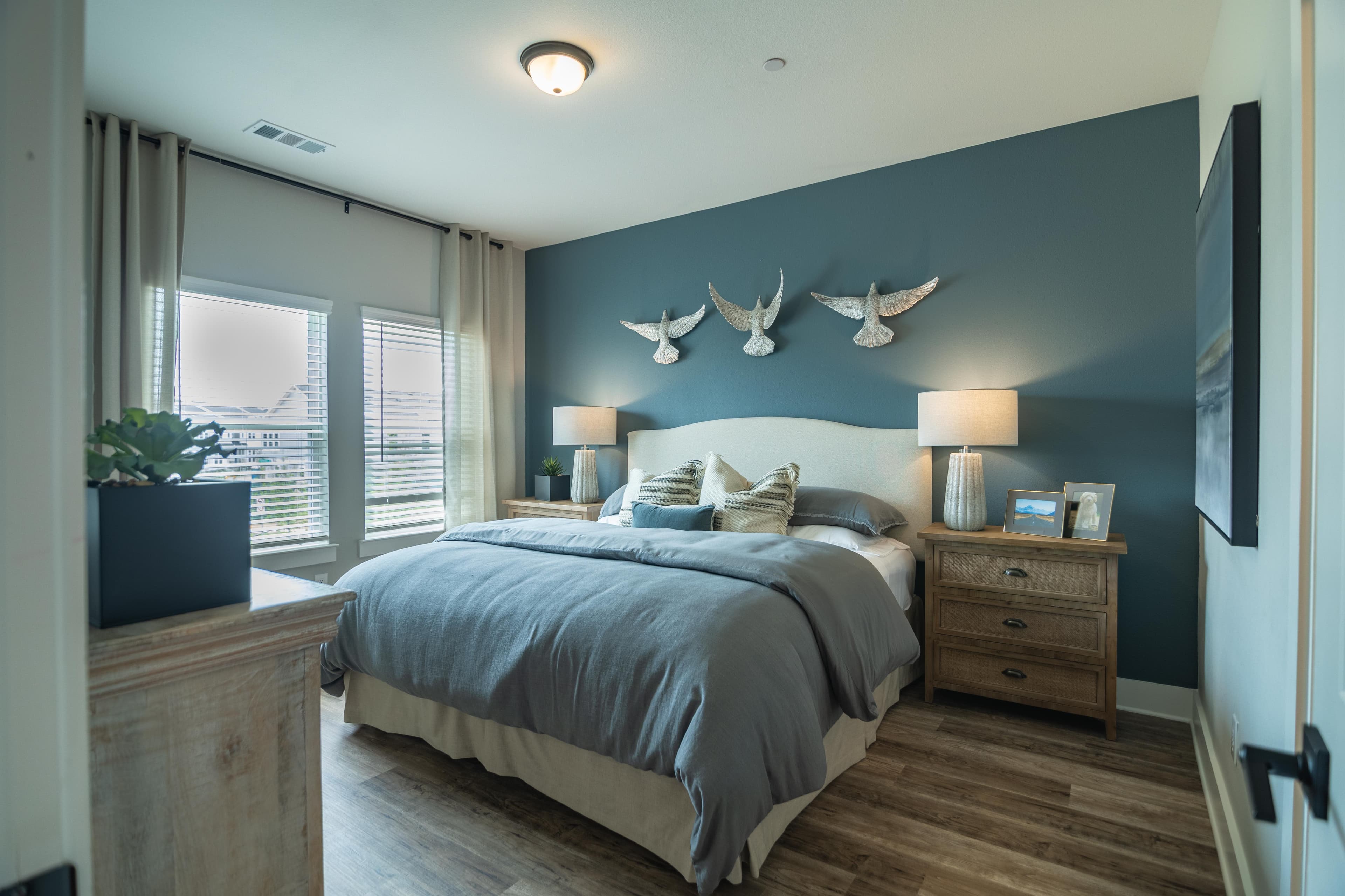 CARMEL VILLAS - Image 8