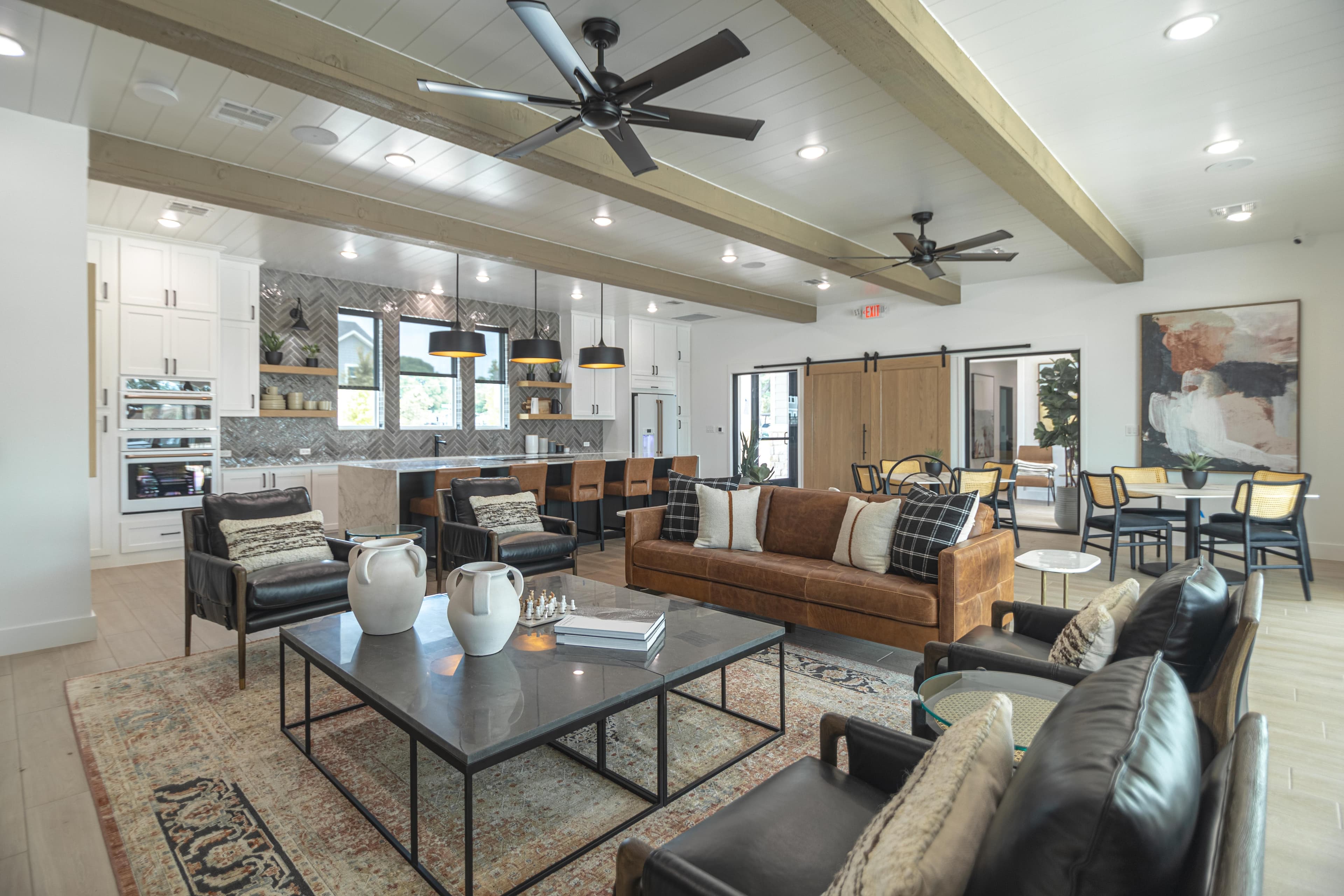 CARMEL VILLAS - Image 10